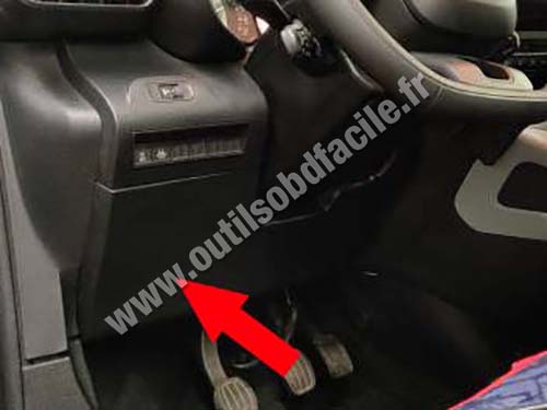Citroen Berlingo - Plastic cover