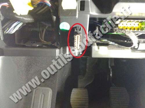 TUTORIAL: Citroen C4 (2011-2020) OBD2 Diagnostic Port Location