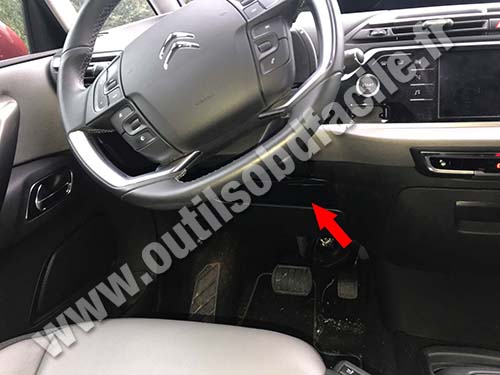 TUTORIAL: Citroen C4 (2011-2020) OBD2 Diagnostic Port Location