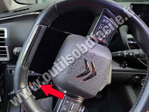Citroën C5 X - Steering wheel