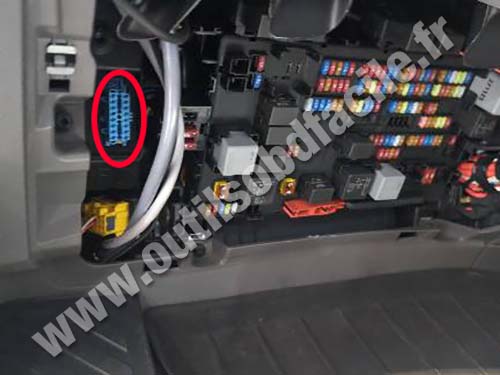 DAF XD - Fuse compartment