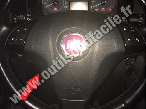 Fiat Linea - Steering wheel
