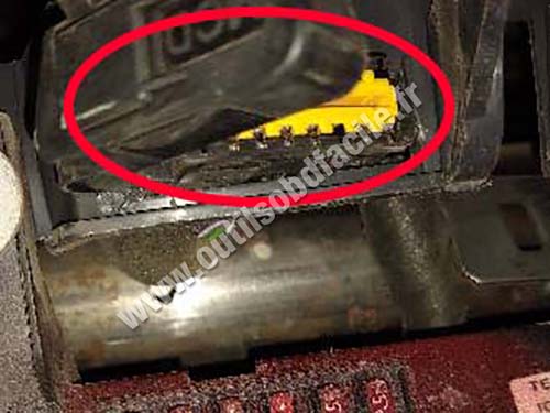 Fiat Palio - OBD port