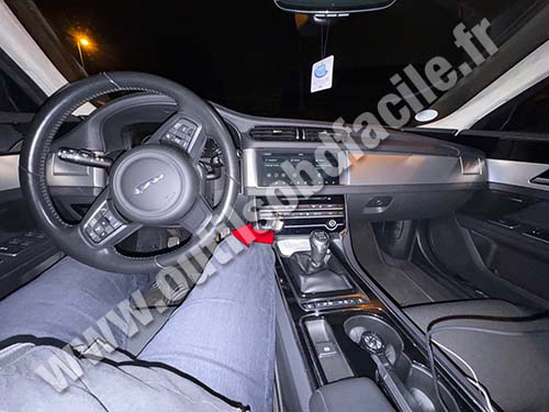 Jaguar XF II - Dashboard