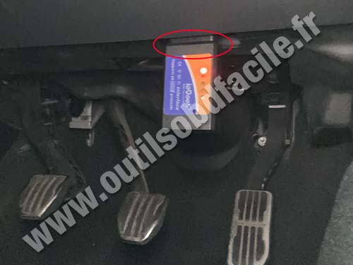 Jaguar XF II - OBD Connector