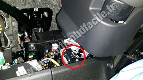 OBD2 port Mitsubishi ASX (2010 - ) - Find your plug !