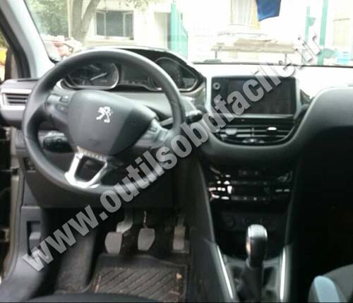 Peugeot 208 Dashboard