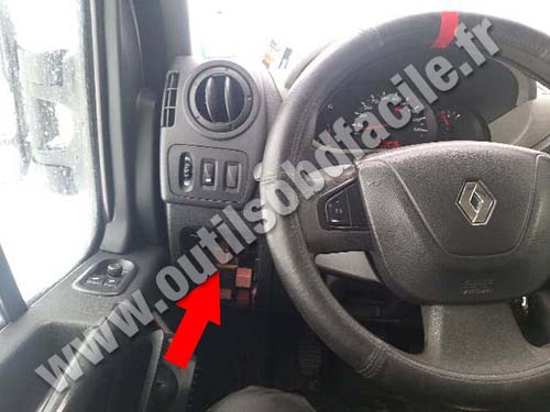 OBD Stecker in Renault Master 3 (2014 - 2019) - Einfach Ihren