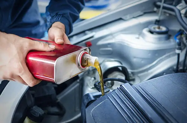 Engine oil canister