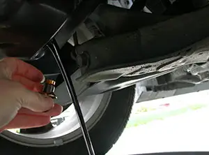 Oil pan drain plug