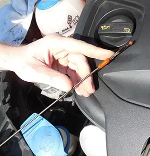 Oil dipstick