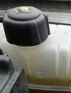 coolant expansion tank